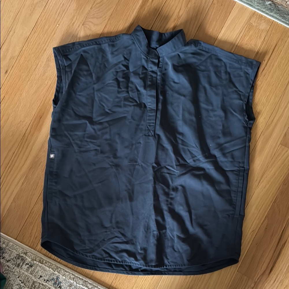Figs Rafaella Scrub Top in Dark Harbor